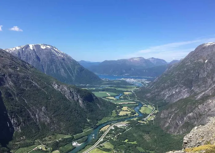 Heinåli Lägenhet Isfjorden