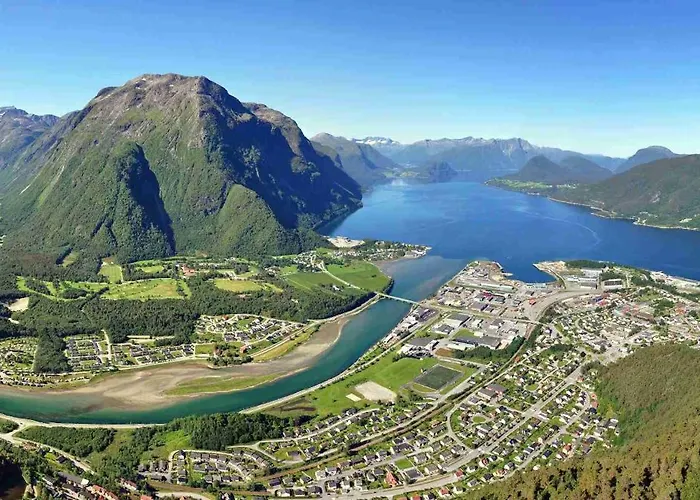 Daire Heinali Isfjorden
